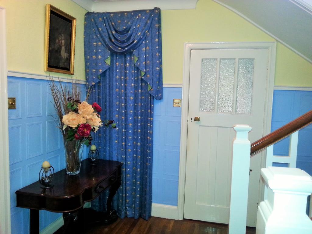 The Dell Dublin Bed and Breakfast Dun Laoghaire Esterno foto