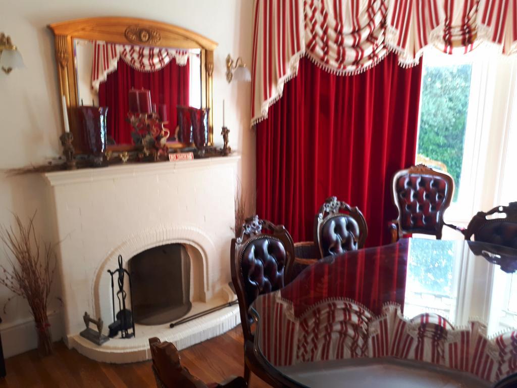 The Dell Dublin Bed and Breakfast Dun Laoghaire Esterno foto