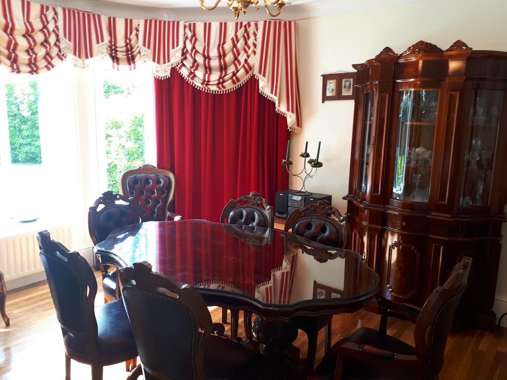 The Dell Dublin Bed and Breakfast Dun Laoghaire Esterno foto