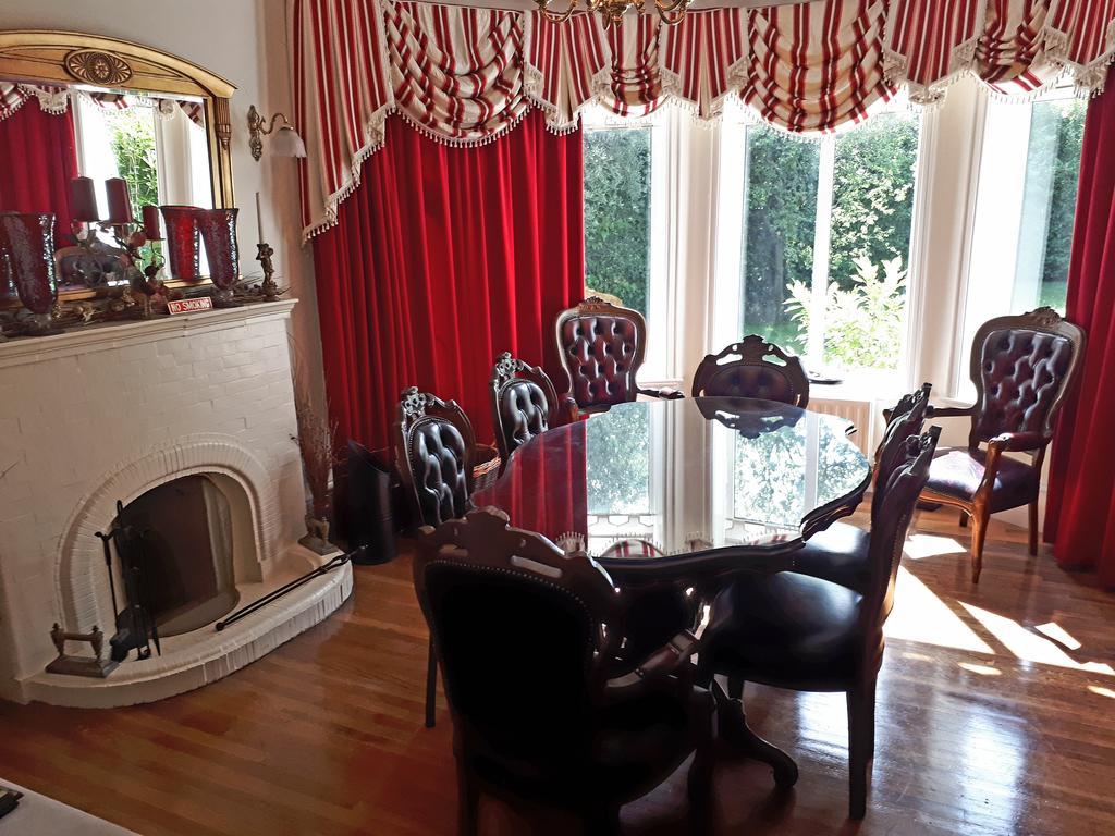The Dell Dublin Bed and Breakfast Dun Laoghaire Esterno foto