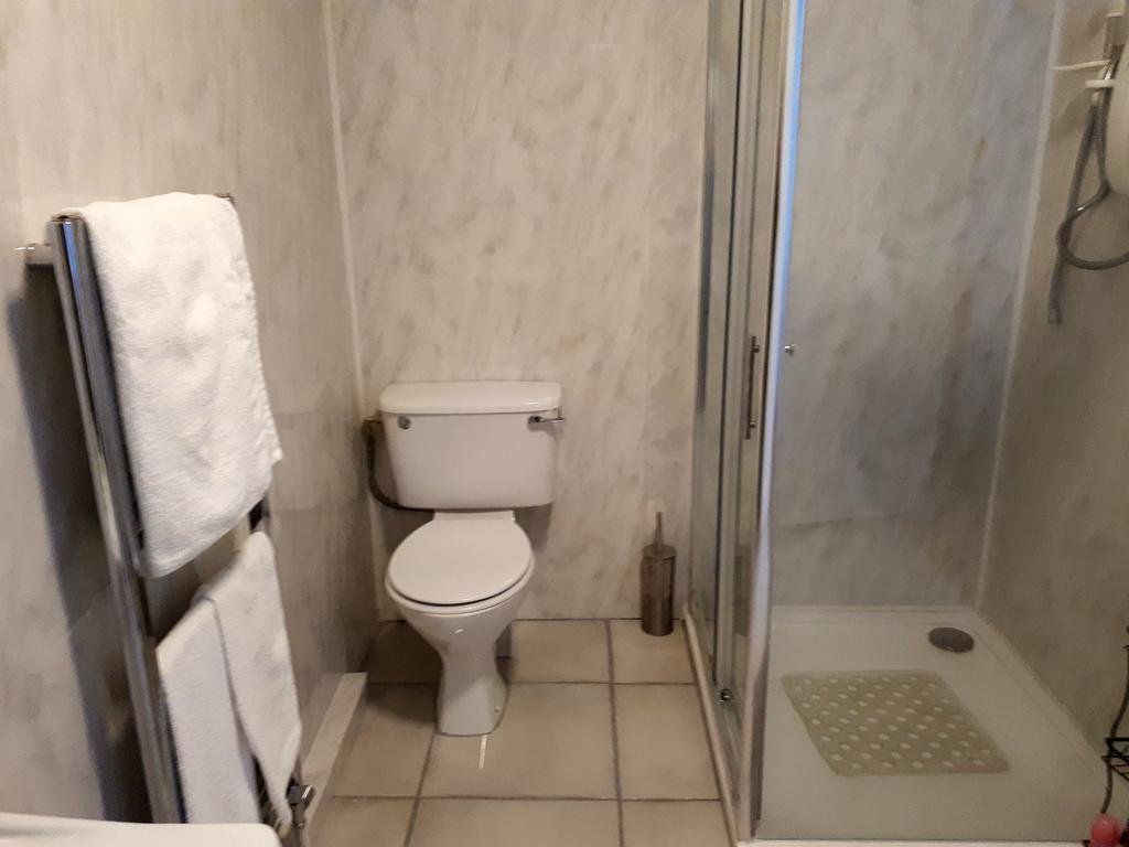 The Dell Dublin Bed and Breakfast Dun Laoghaire Esterno foto