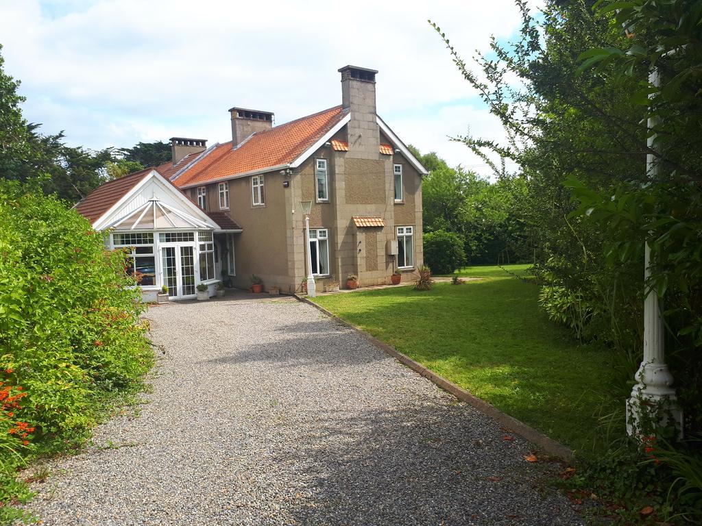The Dell Dublin Bed and Breakfast Dun Laoghaire Esterno foto