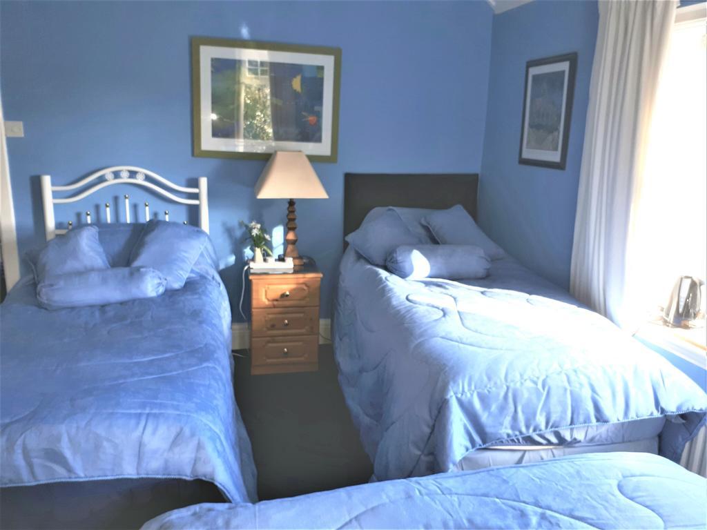 The Dell Dublin Bed and Breakfast Dun Laoghaire Esterno foto