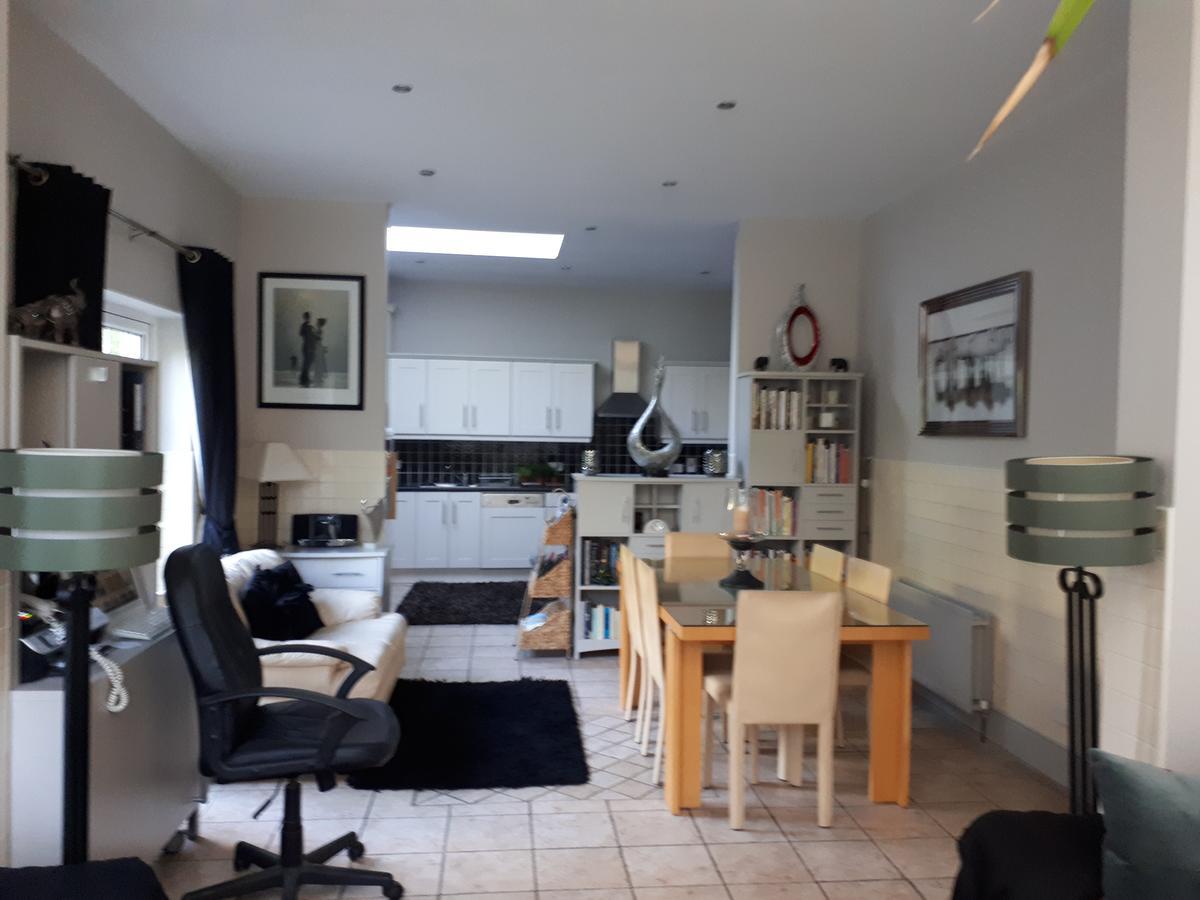 The Dell Dublin Bed and Breakfast Dun Laoghaire Esterno foto