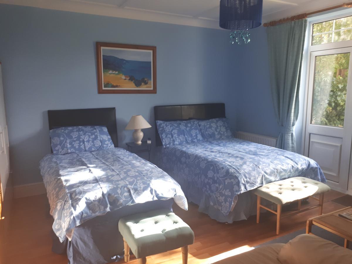 The Dell Dublin Bed and Breakfast Dun Laoghaire Esterno foto